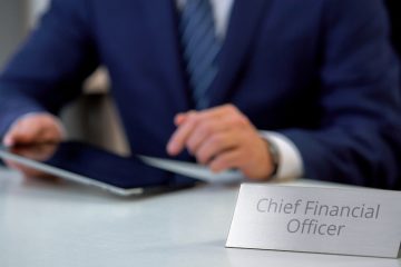 how-to-become-a-successful-cfo